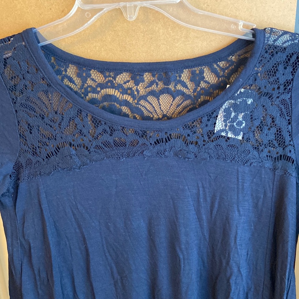 NWT S Hollister navy long sleeve top with lace